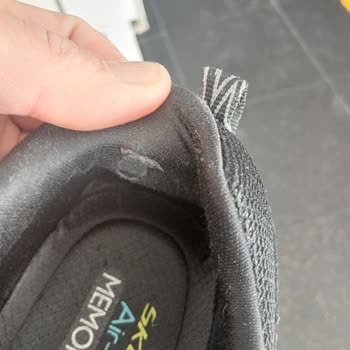 Skechers Ayakkabısının Kısa Sürede Topuk Yırtılması Ve Değişim Talebi