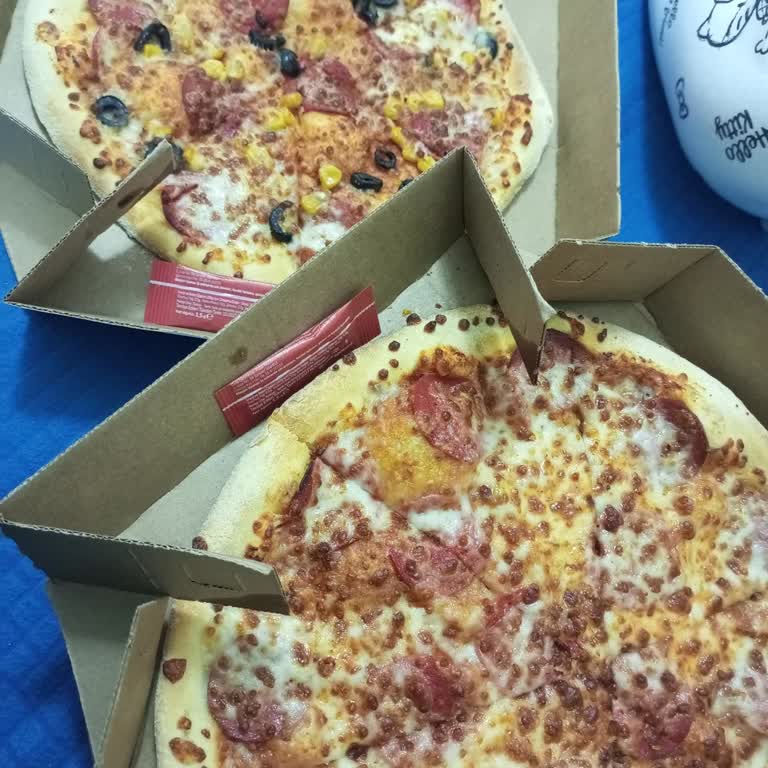 Sarımsaklı Pizza Eksik Geldi Ve 80 TL Para Üstü Alınamadı