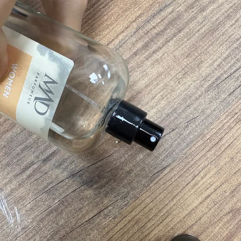 Parfüm Şişesindeki Akma Sorunu İçin Değişim Talebi