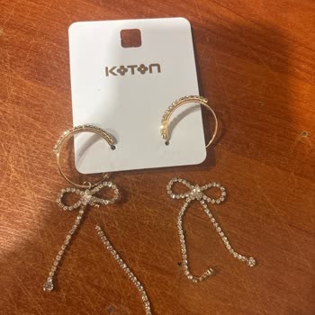 Koton Mağazasında Alınan Küpenin Taşı Çıkınca Dayanıksız Ürün Şikayeti