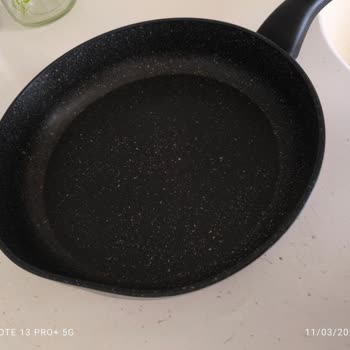 Korkmaz Mutfak Eşyaları Tava Isı Kaynaklı Olarak Eğildi