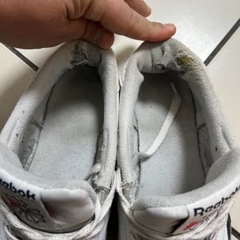 Reebok Ayakkabısının Kısa Sürede Yırtılması Ve İade Talebi