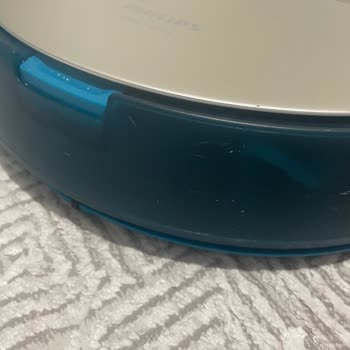 Philips Robot Süpürge Çarpma Ve Çizik Sorunu Kasko Sözünü Bozdu