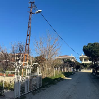 Selimpaşa 3416 Sokakta Aylardır Yanmayan Lambaya Acil Çözüm Talebi