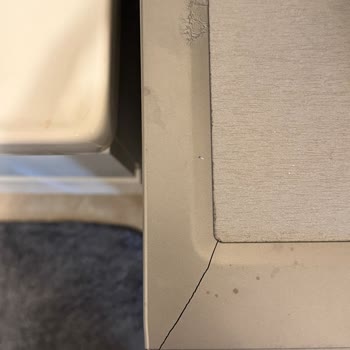 Beko Çamaşır Makinesindeki Çatlak İçin Tam Değişim Talebi