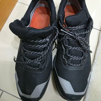 StarCity AVM’deki Adidas Terrex Ayakkabısında Kısa Sürede Kalite Sorunu