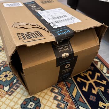 Kargocunun Paketi Kapıdan Atması Ve Eksik Ürün İadesi Reddi