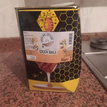 Sahte Bal Şikayeti: Üretici Ve Satıcıdan Cevap Gelmedi