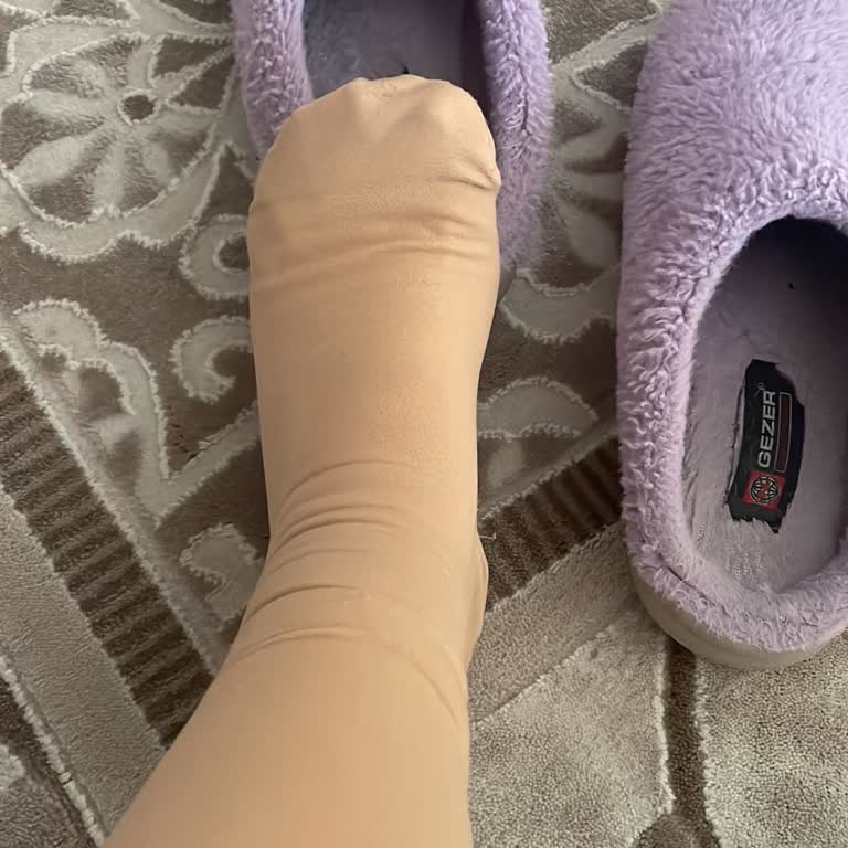 Külotlu Varis Çorabı Sıkılığını Kaybetti, Eczane İade Reddi