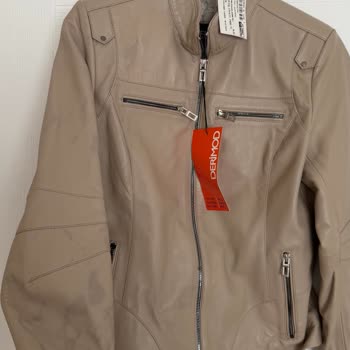 Derimod Cekette Renk Solması Ve Müşteri Hizmetleri Sorumluluk Reddi