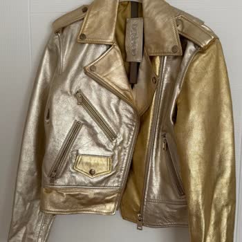 Derimod Cekette Renk Solması Ve Müşteri Hizmetleri Sorumluluk Reddi