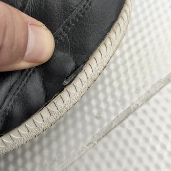 2 Yıllık Garantili Puma Ayakkabısında Erken Yırtılma Ve Değişim Talebi