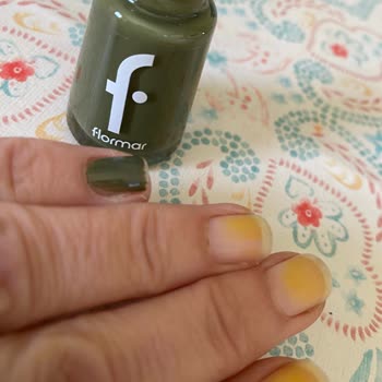 Flormar Ojesinin Tırnaklarıma Sararma Getirmesi Ve Şikayetime Cevap Verilmemesi