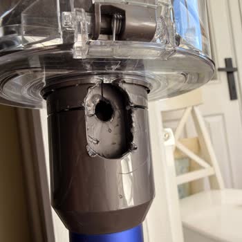 Dyson Servis Skandalı:Bakımda Sağlam Makine Bozuldu, Parça Kayboldu!