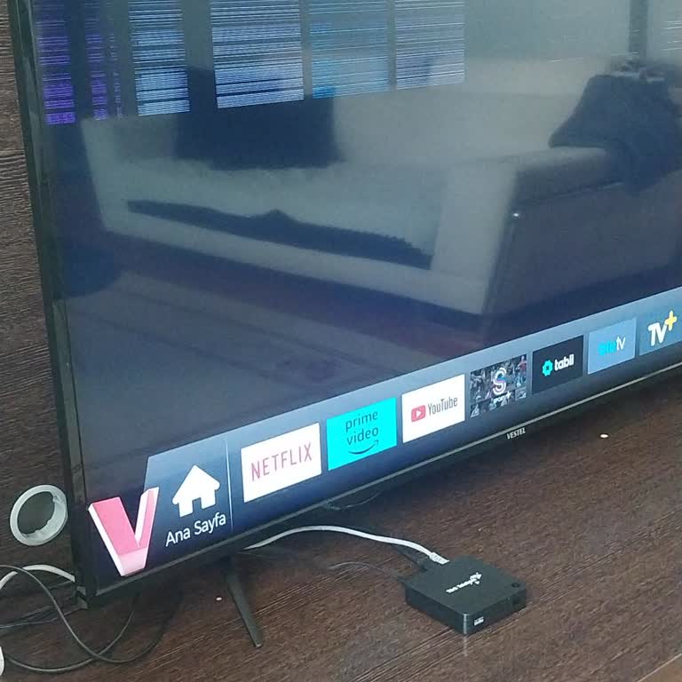 Ekranda Çizgiler Ve Garanti Süresi Bahanesiyle Mağduriyet