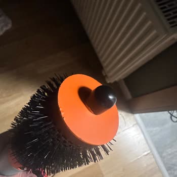 Dyson Airwrap Plastik Fırça Soyulması Garanti Dışı Ve Müşteri Hizmetlerinden Yetersiz Geri Dönüş