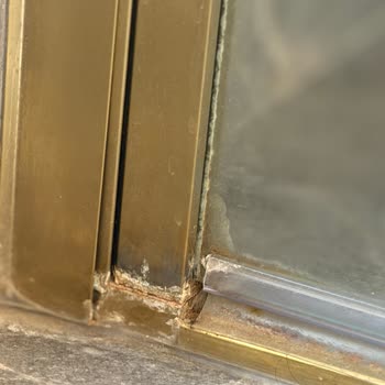 Kusurlu Bevel Giant Duşakabin, Faturasız Teslim Ve Cevapsız İletişim