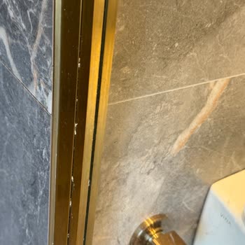 Kusurlu Bevel Giant Duşakabin, Faturasız Teslim Ve Cevapsız İletişim