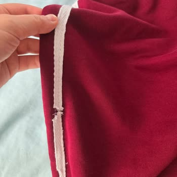 Defolu Eşofman Altı İçin Hızlı İade Ve Kalite Kontrol İsteği