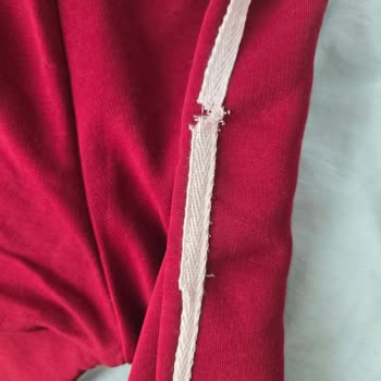 Defolu Eşofman Altı İçin Hızlı İade Ve Kalite Kontrol İsteği