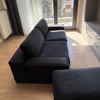 Koltuk Takımının Ayakları Eksik Ve Servis Tarafından Alaycı Tutum