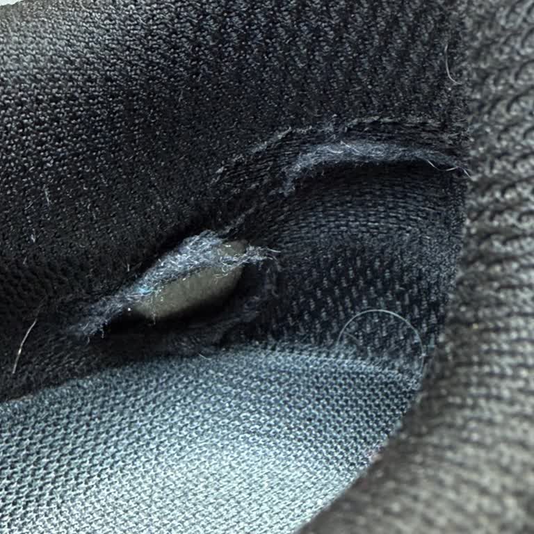 The North Face Ayakkabısında Üretim Hatası Ve FLO Müşteri Hizmetlerinde Yetersiz Çözüm