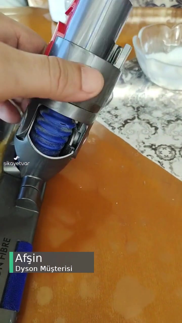 Problem Var Dyson'da! videonun kapak resmi