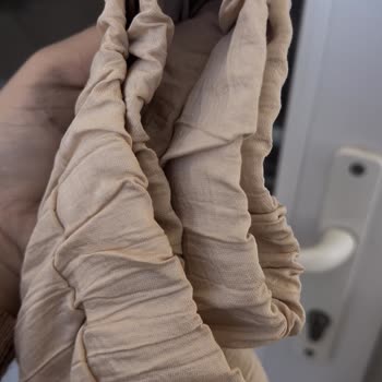 Yanlış Renk Ve Kalite, Dikiş Hatası Ve Müşteri Hizmetlerinin İlgisizliği