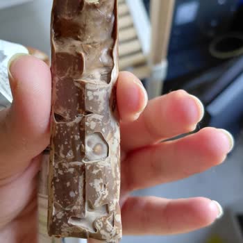 Nestle Damak Çikolatasının Yarım Kalan Paketi Ve Hijyen Sorunu