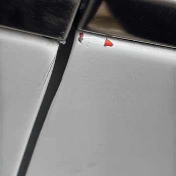 Sağ Arka Kapı Parçasının Yanlış Gelmesi Ve Onarımın Uzun Süre Gecikmesi