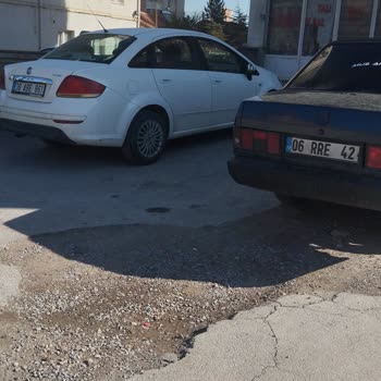 KASKİ Kazı Sonrası Asfalt Eksikliği Yolunda Araç Hasarı Ve Belediye Duyarsızlığı