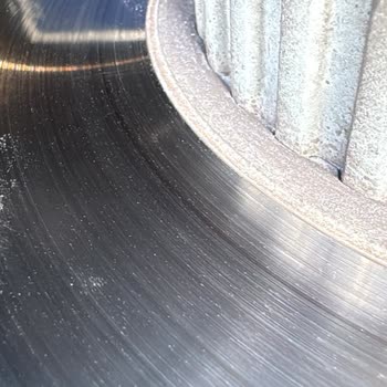 Mercedes E180 Fren Diskleri Ve Balataları Kısa Sürede Arızalandı, Garanti Reddedildi