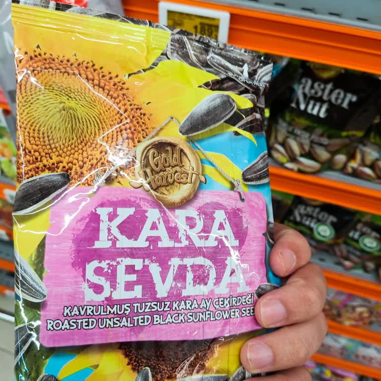 Migros Jet Mağazasındaki Son Kullanma Tarihi Geçmiş Çekirdek Ürünleri