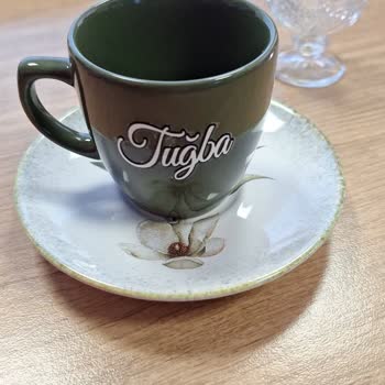 Yanlış Yazılan İsim Kahve Fincanında Aile İçinde Sorun Yaratıyor