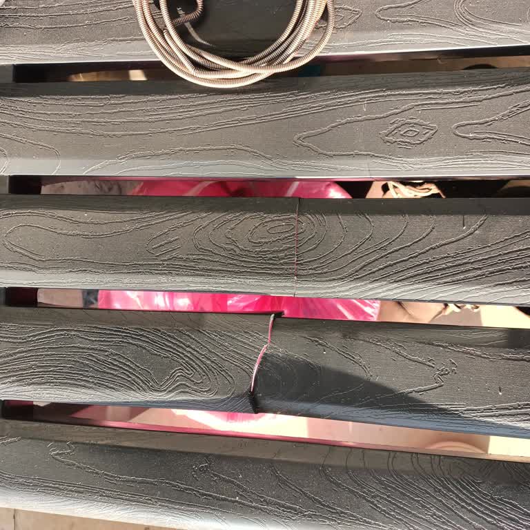 Trendyol’da Aldığım Lara Serisi Sandalyenin Oturma Parçası Bir Yıl İçinde Kırıldı Ve Destek Alamadım