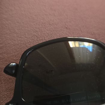 Kalite Zannıyla Aldığım Armani Gözlüklerde Sürekli Kırılma Ve Garanti Reddi