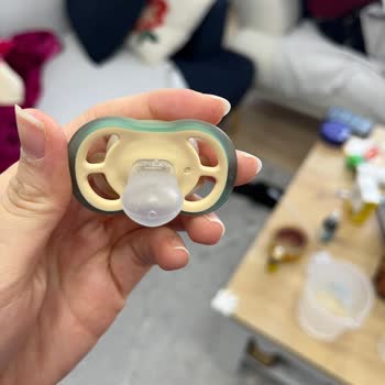 Plastik Kalıntısı Olan Bebek Emziği İçin Geri Ödeme Ve Açıklama Talebi