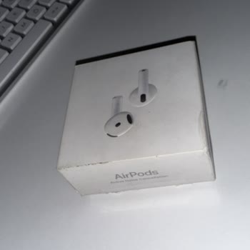 Açılmış Ve Hasarlı AirPods Kutusu Satışı Tüketiciyi Aldatıyor