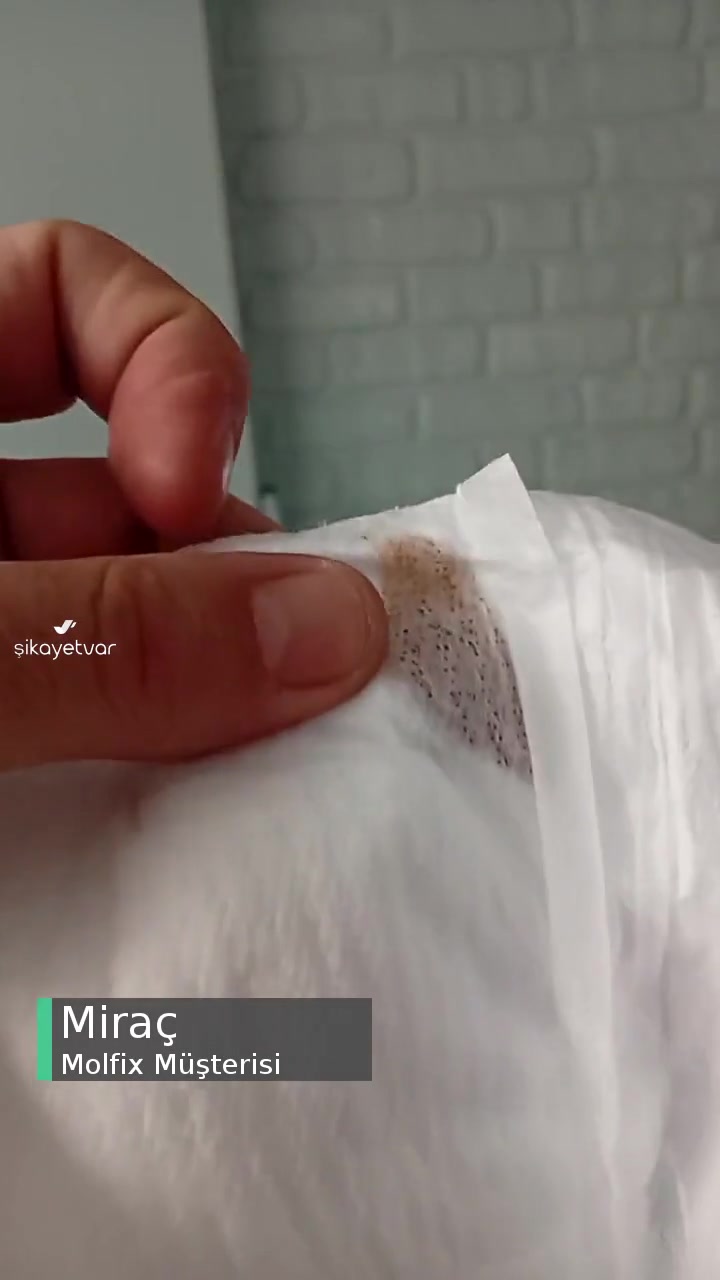 Molfix Bezde Tanımsız Cisim, Kurumuş Plastik Var! videonun kapak resmi