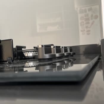 Hatalı Ocak Montajı Su Sızdırıyor Ve Tezgahı Zarar Veriyor