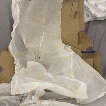 Sporjinal'de Kırık Kutu Ve Özensiz Paketleme Şikayeti