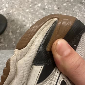 Ayıplı Skechers Ayakkabımın Değişimini Talep Ediyorum