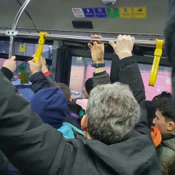 TM16 Hattında Akşam Sefer Yetersizliği Ve Yolcu Mağduriyeti