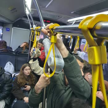 TM16 Hattında Akşam Sefer Yetersizliği Ve Yolcu Mağduriyeti