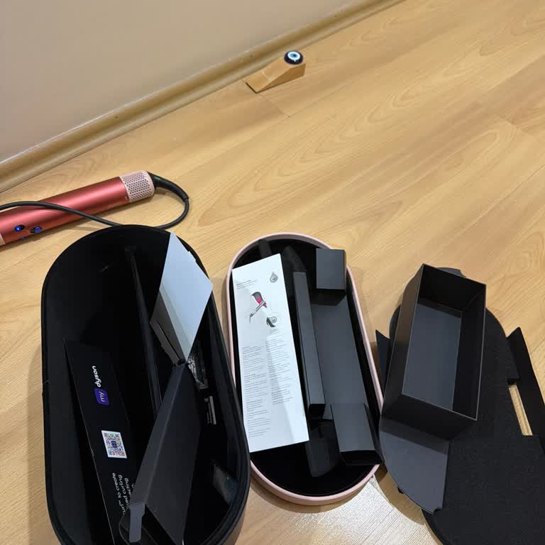 Dyson Airwrap'ta Eksik Filtre Temizleme Aparatı Ve Yardımsız Müşteri Hizmetleri