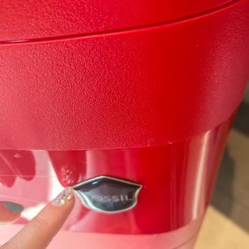 Migros’ta Aldığım Fossil Valizin Fermuarı İlk Kullanımda Patladı ve İadesini Talep Ediyorum