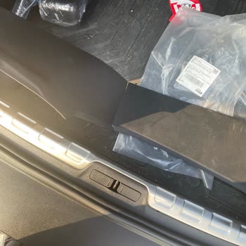 Peugeot 408 Yetkili Serviste Kırık Parça Bilgi Verilmeden Takıldı, 7.000 TL Ücret