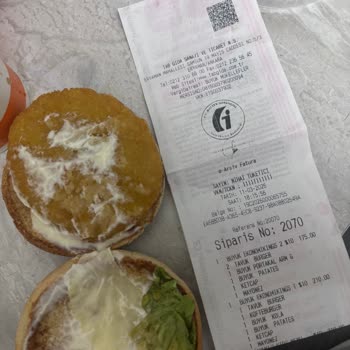 Eryaman’daki Burger King Şubesinde Hijyen Ve Ürün Kalitesi Sorunu