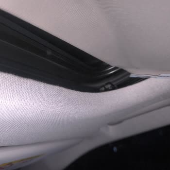 Cam Tavan Perdesi Kendi Kendine Kırıldı Ve Garanti Dışı Bildirildi