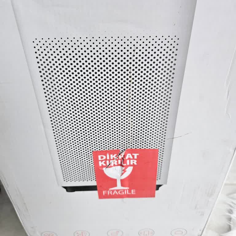 Teslim Aldığım Üründeki Kutu Delikleri Ve Parmak İzleri Nedeniyle İade Reddi